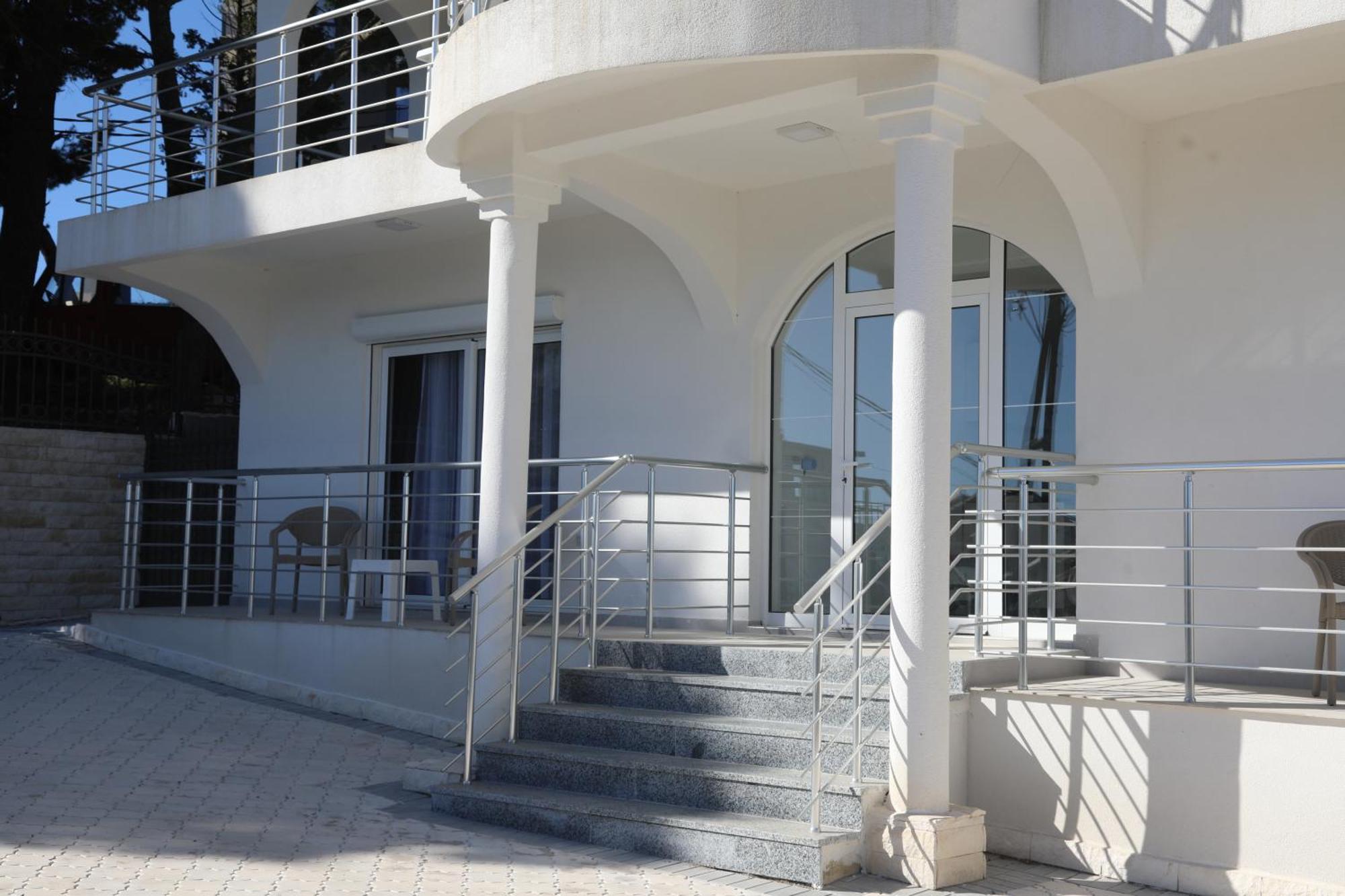 Villa Palace Улцинь Экстерьер фото